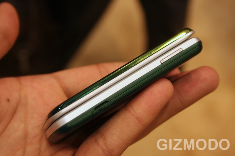 Illustration for article titled Sony Ericsson T707: Who Says More of the Same Is a Bad Thing?